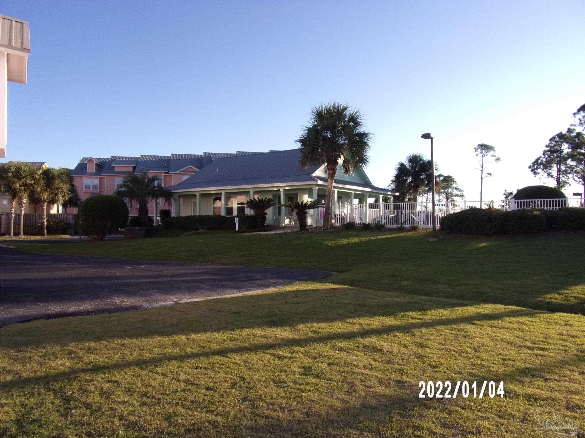 16036 Innerarity Point Road Pensacola, FL 32507 - Photo 9 of 47