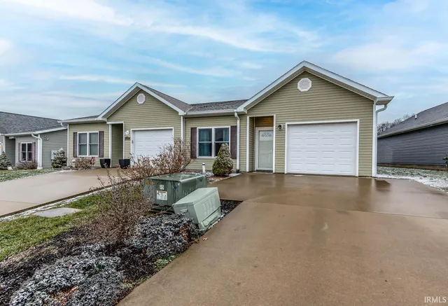 $279,500 | 5760 West Daffodil Court, Bloomington, IN 47403