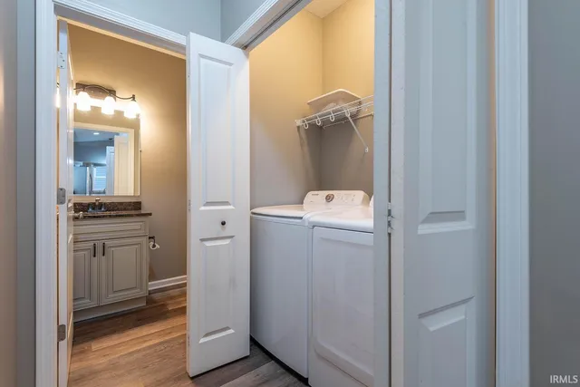 $279,500 | 5760 West Daffodil Court, Bloomington, IN 47403