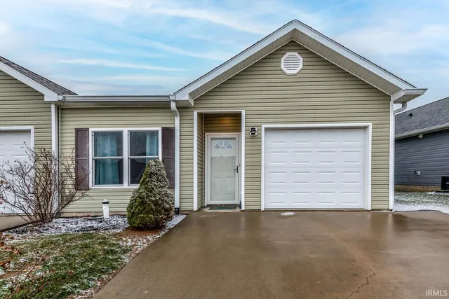 $279,500 | 5760 West Daffodil Court, Bloomington, IN 47403