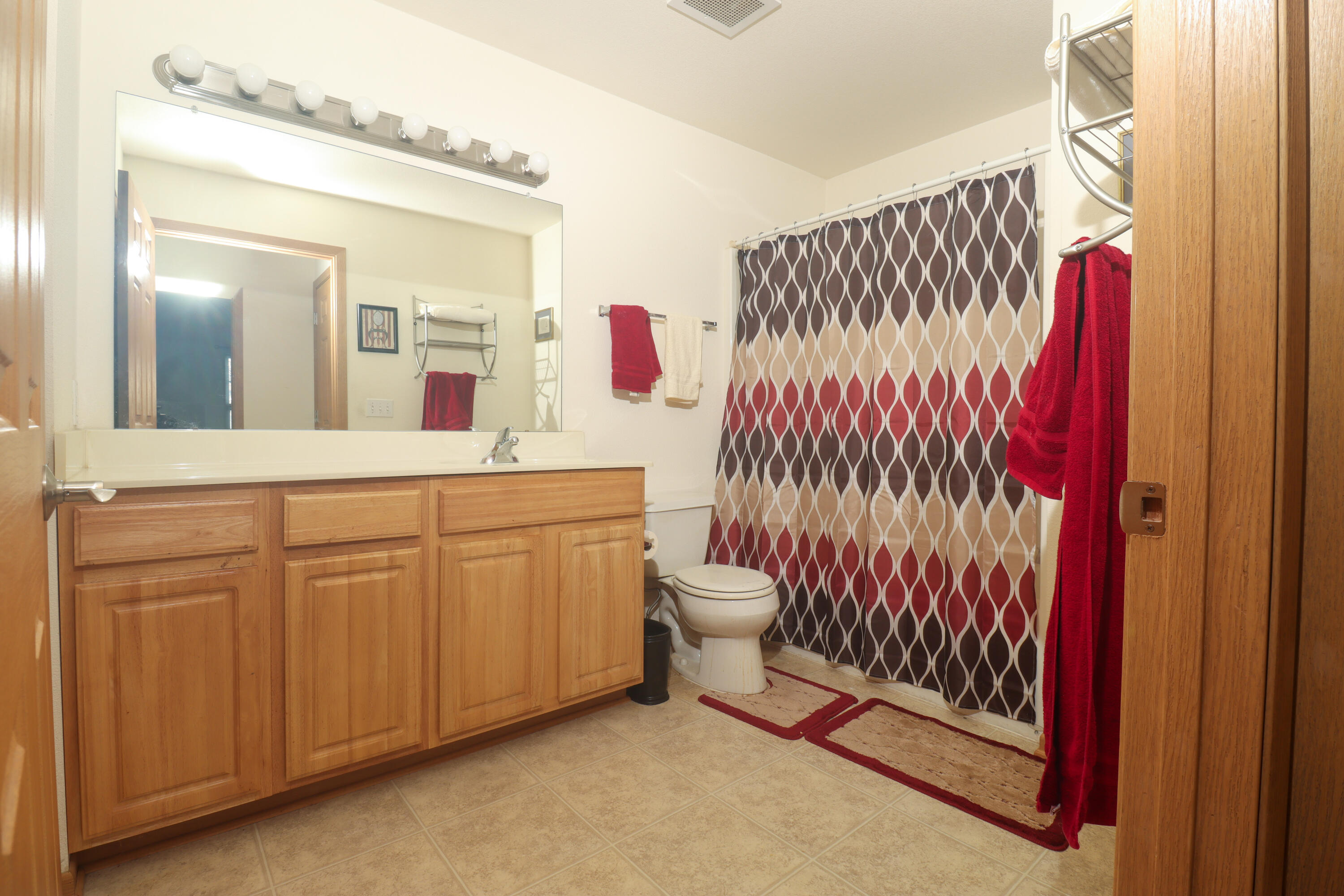 210 East Remer Road, Unit 203 Elkhorn, WI 53121 - Photo 11 of 16 210 East Remer Rd -8