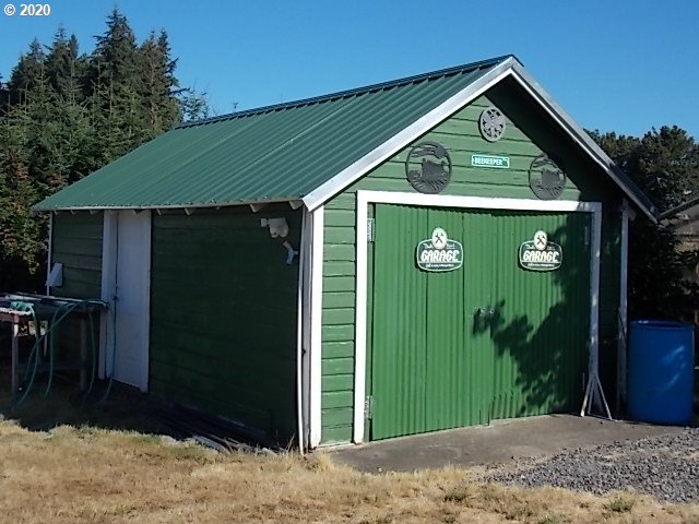 24081 South Springwater Road Estacada, OR 97023 - Photo 19 of 22 Gallery Image 19