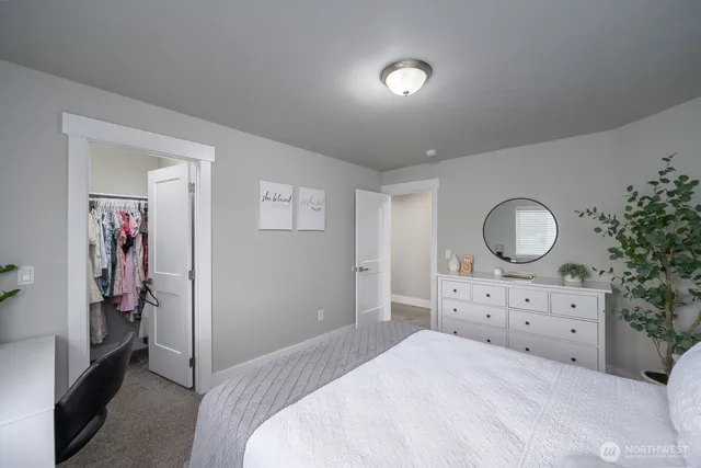 $494,000 | 2036 West Lakeside Drive, Moses Lake, WA 98837