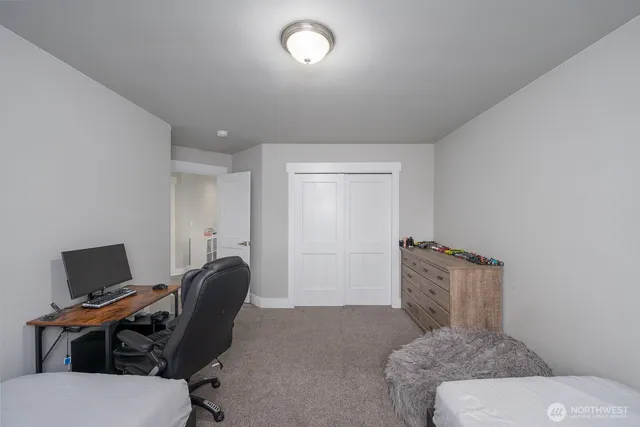 $494,000 | 2036 West Lakeside Drive, Moses Lake, WA 98837