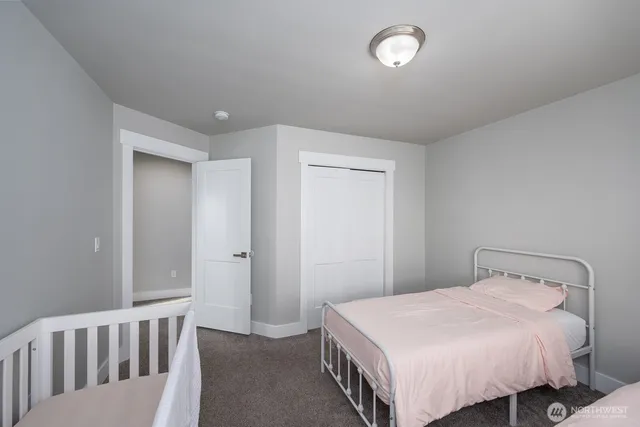 $494,000 | 2036 West Lakeside Drive, Moses Lake, WA 98837