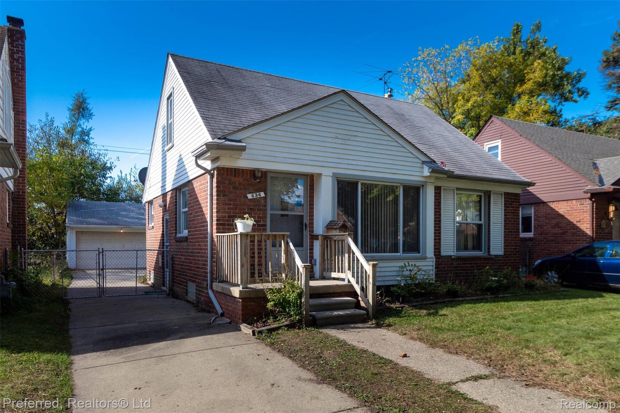 636 Sherbourne Street Inkster, MI 48141 - Photo 2 of 30 2.jpg