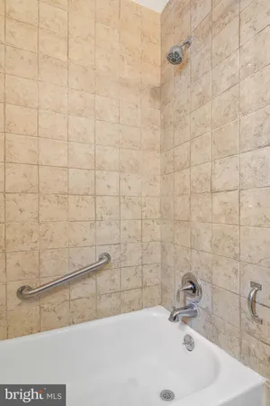 $1,950 | 121 Anacostia Avenue Northeast, Washington, DC 20019