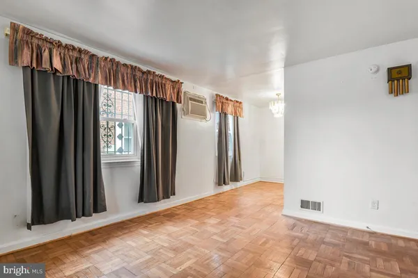 $1,950 | 121 Anacostia Avenue Northeast, Washington, DC 20019