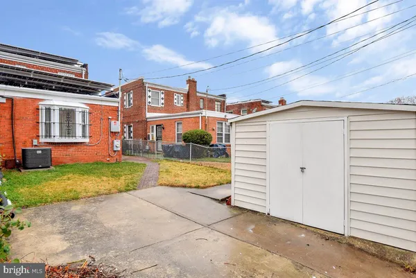 $1,950 | 121 Anacostia Avenue Northeast, Washington, DC 20019