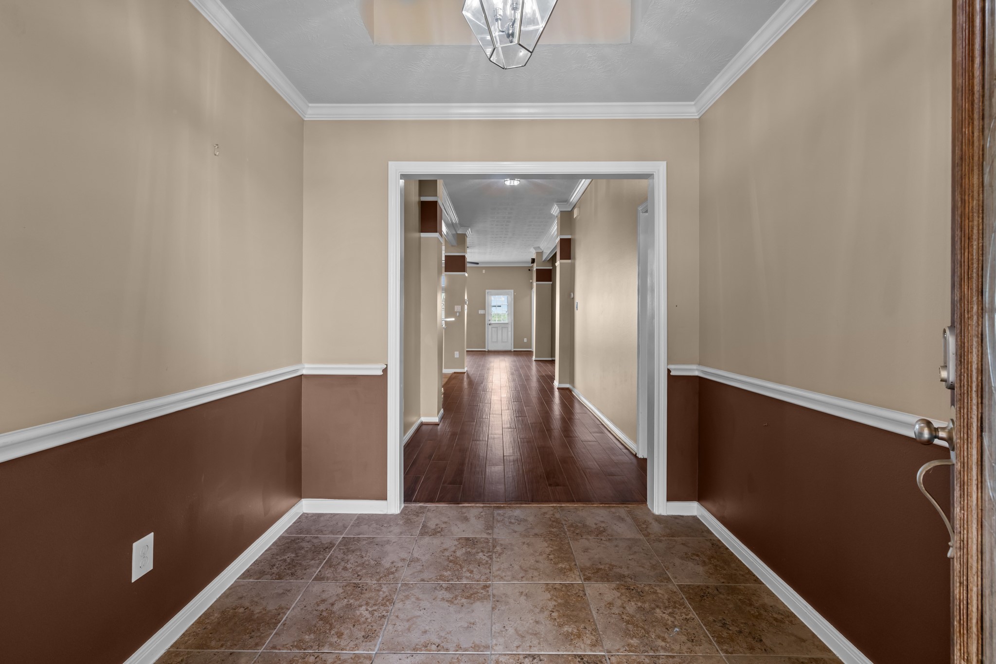 28027 Trade Wind Court Rosharon, TX 77583 - Photo 4 of 37 Gallery Image 4