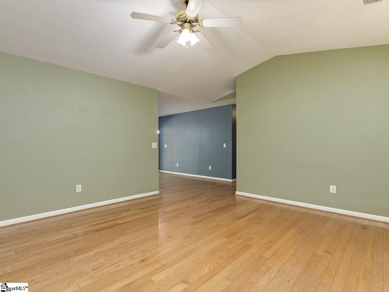 9 Falcon Ridge Way Greer, SC 29650 - Photo 8 of 21 Gallery Image 8