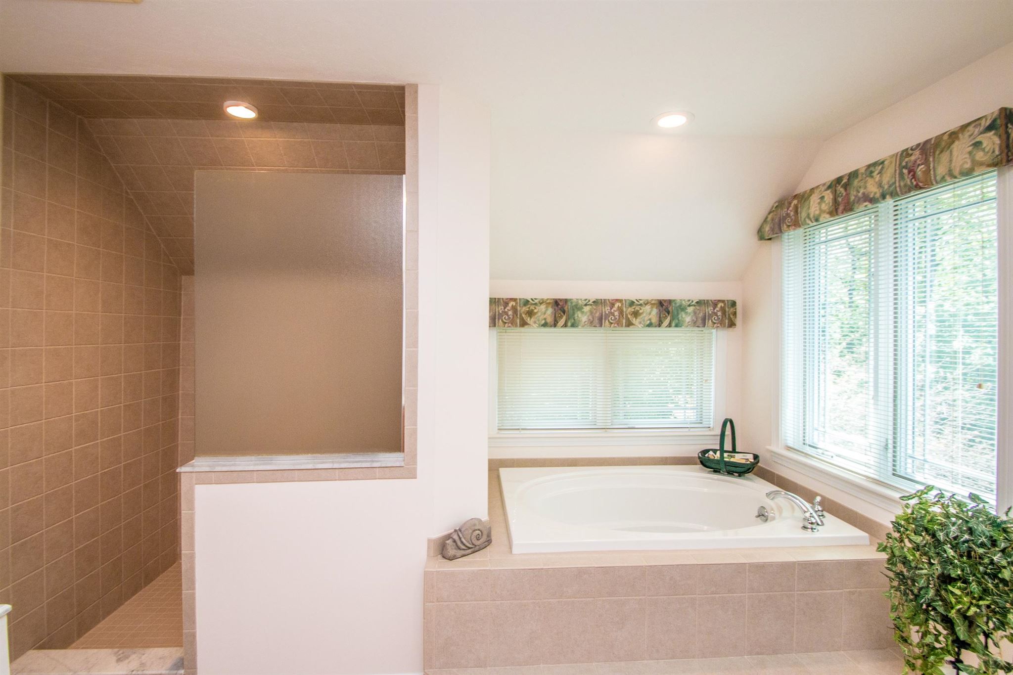 407 Grandview Road Conway, NH 03818 - Photo 22 of 37