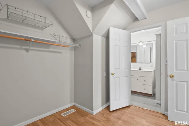 $94,900 | 104 Main Street, Tallula, IL 62688