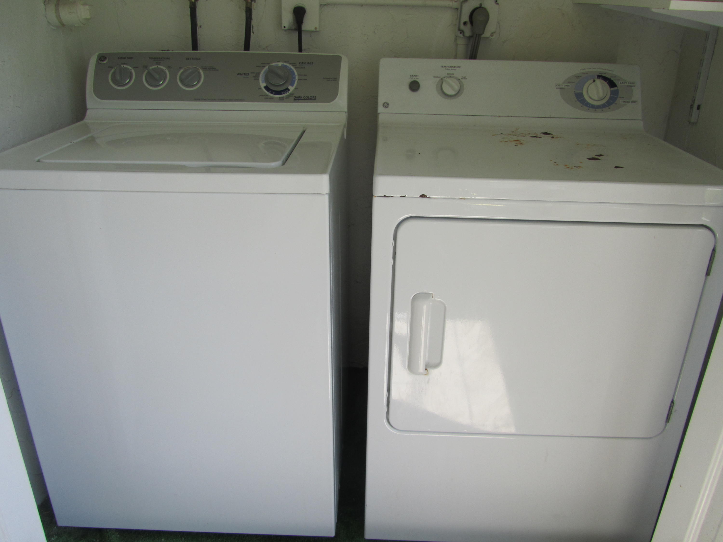 5368 Privet Place, Unit B Delray Beach, FL 33484 - Photo 9 of 15 a utility room with dryer and washer