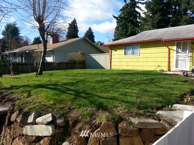 4404 Southeast 3rd Place Renton, WA 98059 - Photo 2 of 16
