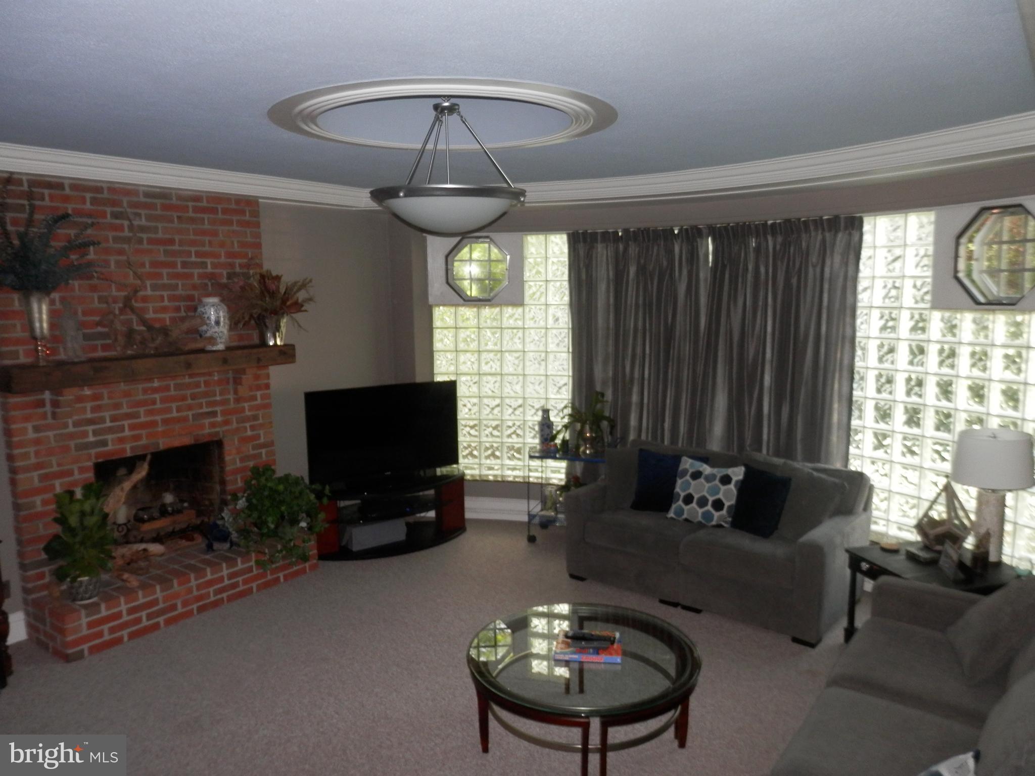 7100 Sherwood Road Philadelphia, PA 19151 - Photo 8 of 23 Gallery Image 8