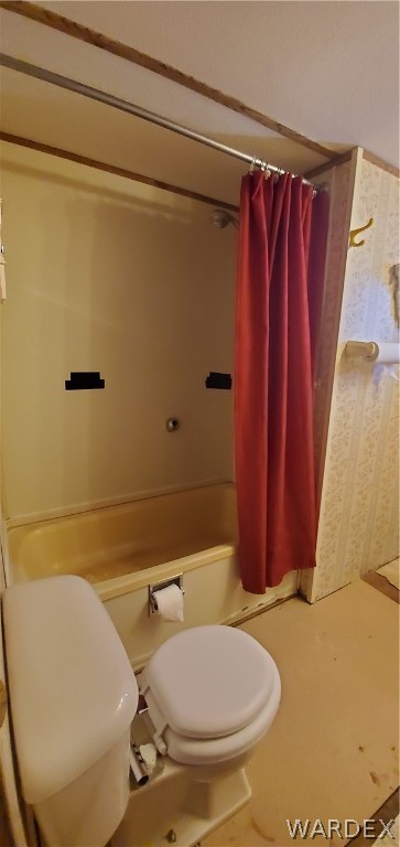524 South Eden Road Golden Valley, AZ 86413 - Photo 25 of 32 a bathroom with a sink and a mirror