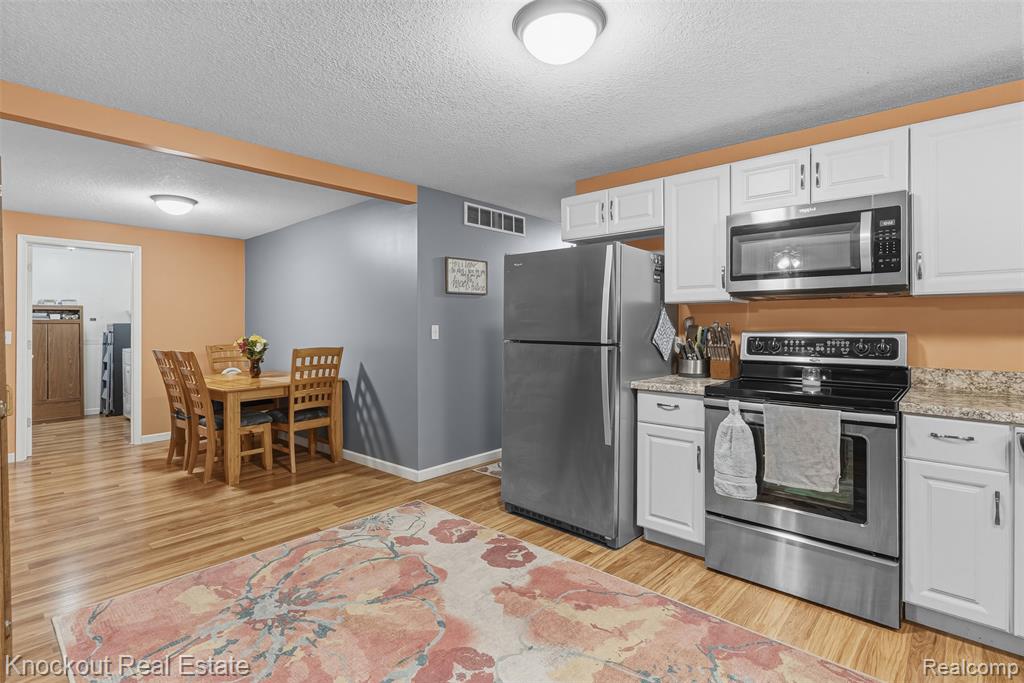 8052 Irish Road Millington, MI 48746 - Photo 8 of 36 Gallery Image 8