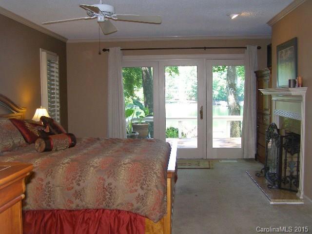 26 Sunrise Point Road Lake Wylie, SC 29710 - Photo 12 of 24 Gallery Image 12