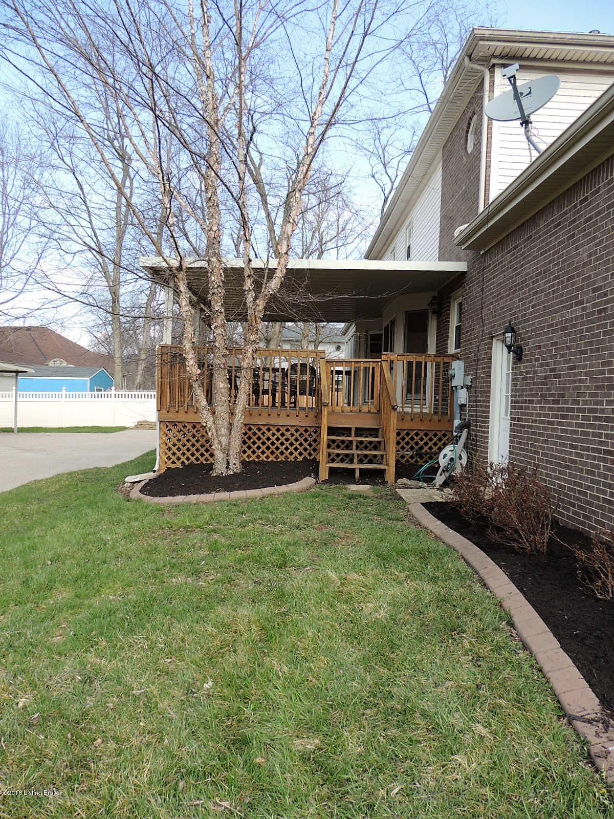 8213 Lacevine Road Louisville, KY 40220 - Photo 84 of 86 DSCN6598