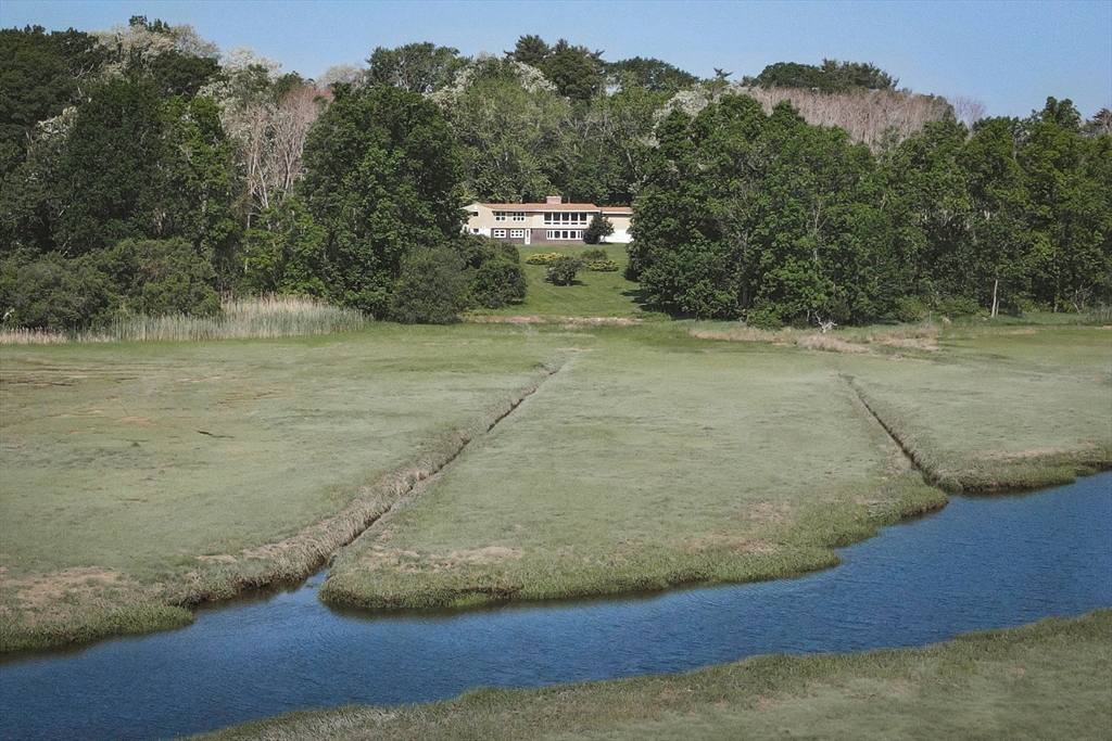 a view of a outdoor space