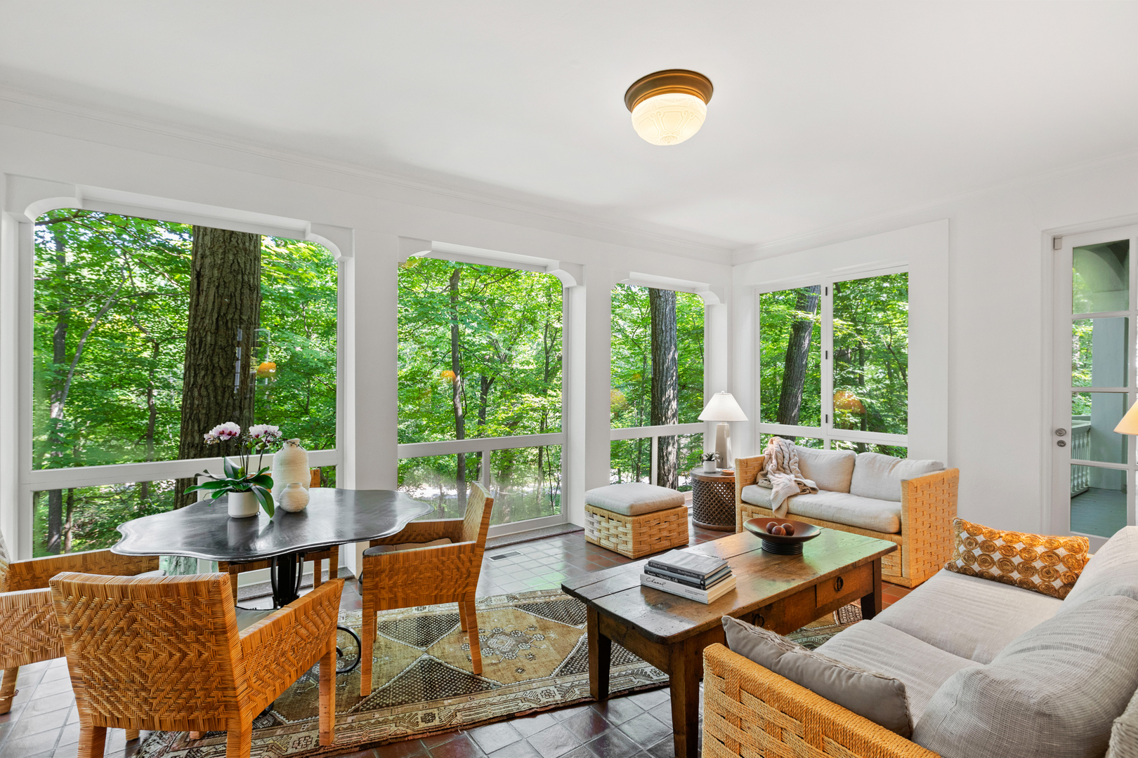 855 Sheridan Road Highland Park, IL 60035 - Photo 17 of 62 a living room with furniture and a window