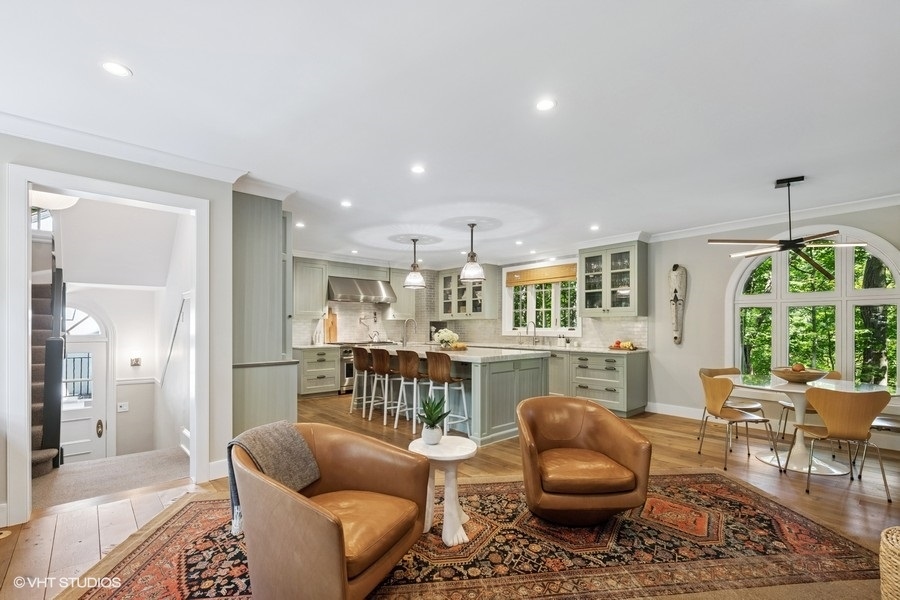 855 Sheridan Road Highland Park, IL 60035 - Photo 24 of 62 a living room with furniture and a large window