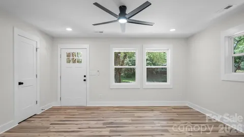 $325,000 | 2513 Westgrove Drive, Charlotte, NC 28208