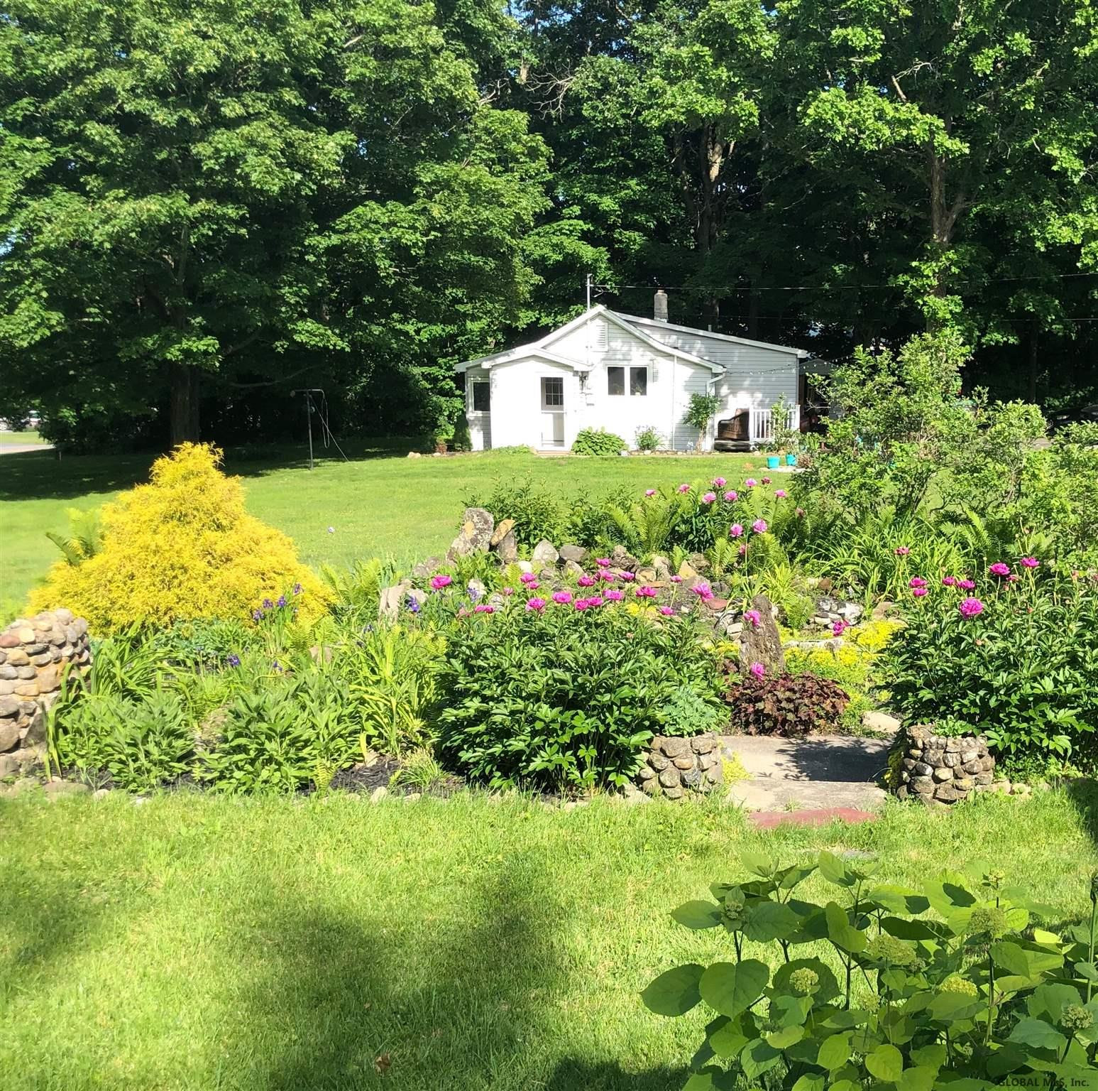 15 Old State Road Mechanicville, NY 12118 - Photo 4 of 33 Photo 4