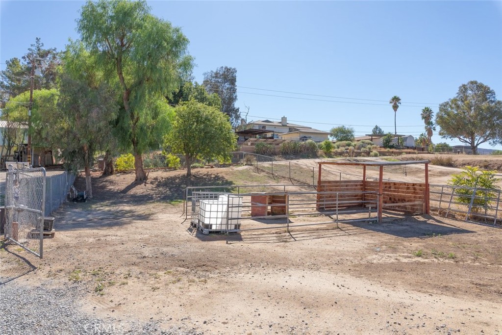 40312 Raymer Road Hemet, CA 92544 - Photo 25 of 35