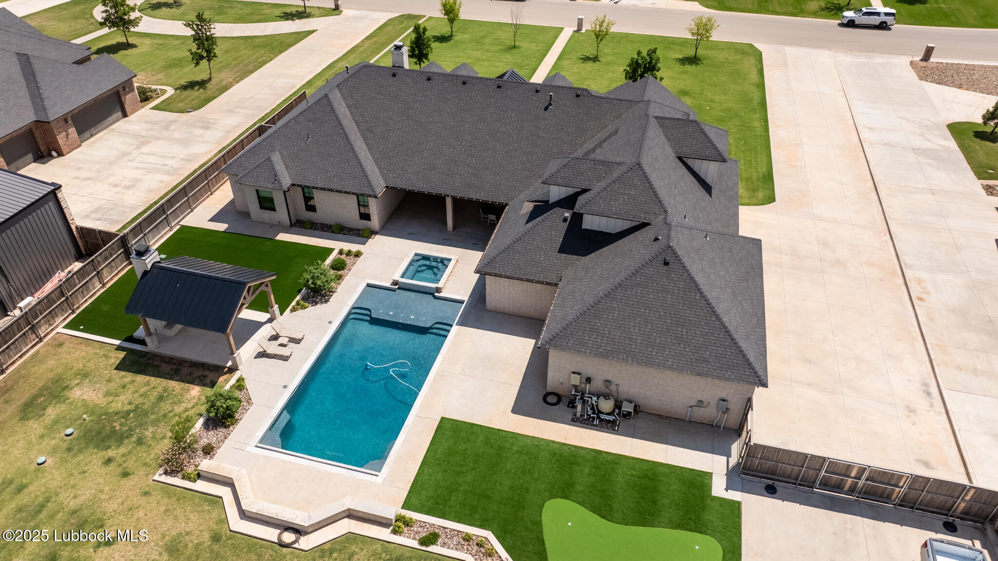 5004 County Road 7640 Lubbock, TX 79424 - Photo 78 of 79 an aerial view of a house with a yard