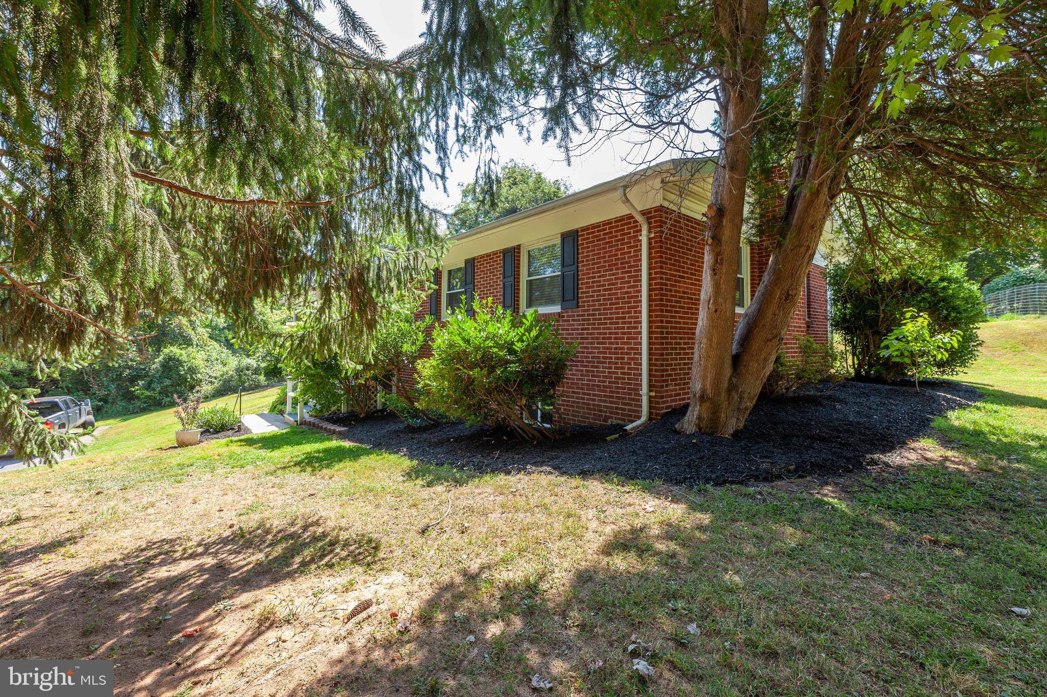 13004 Clopper Road Germantown, MD 20874 - Photo 11 of 35