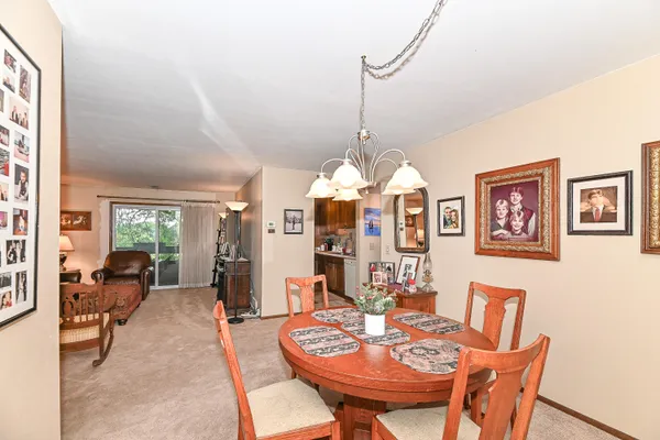 $169,900 | 2101 Good Hope Road, Unit 207, Glendale, WI 53209