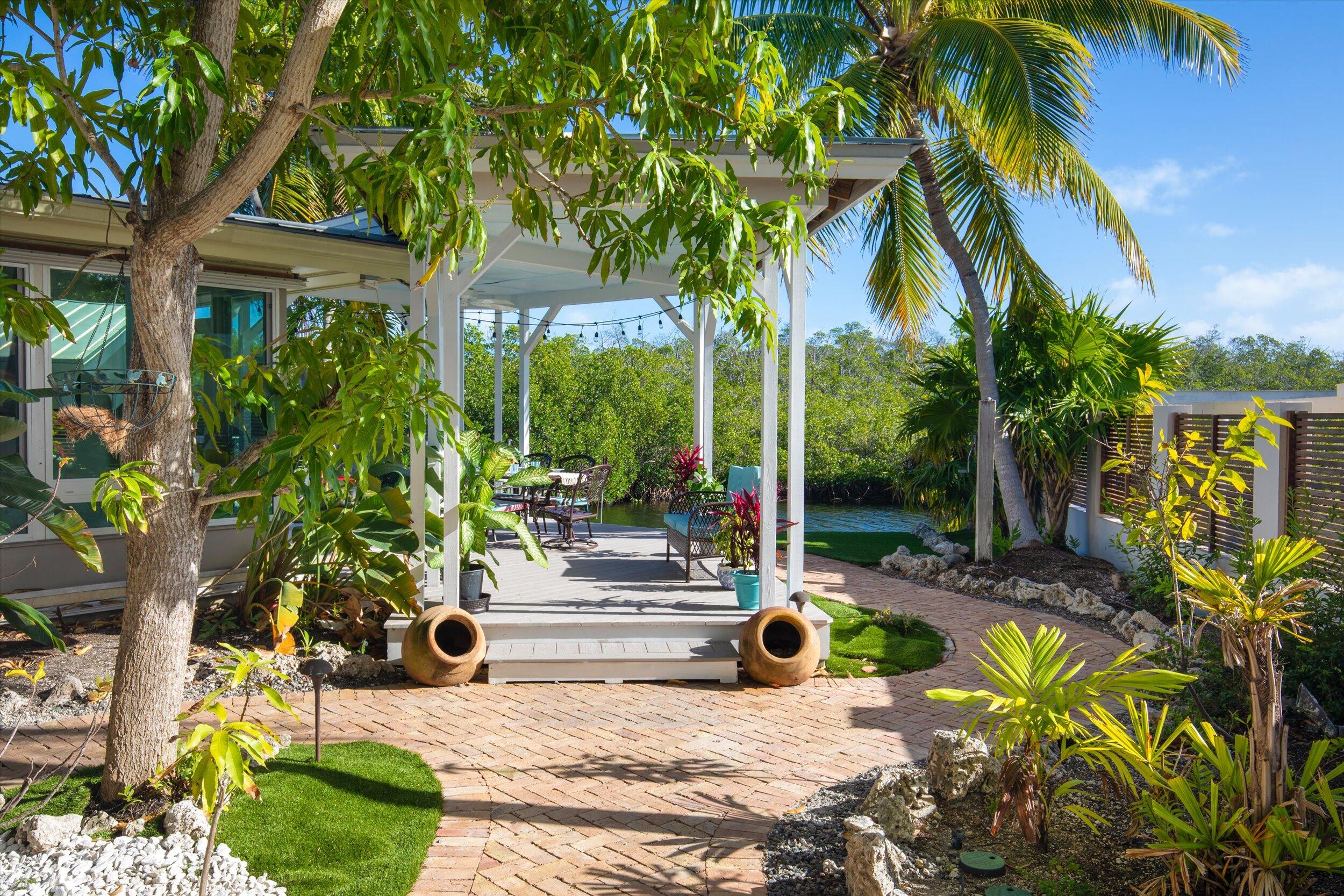 3446 Riviera Drive Key West, FL 33040 - Photo 12 of 73 28-Exterior028