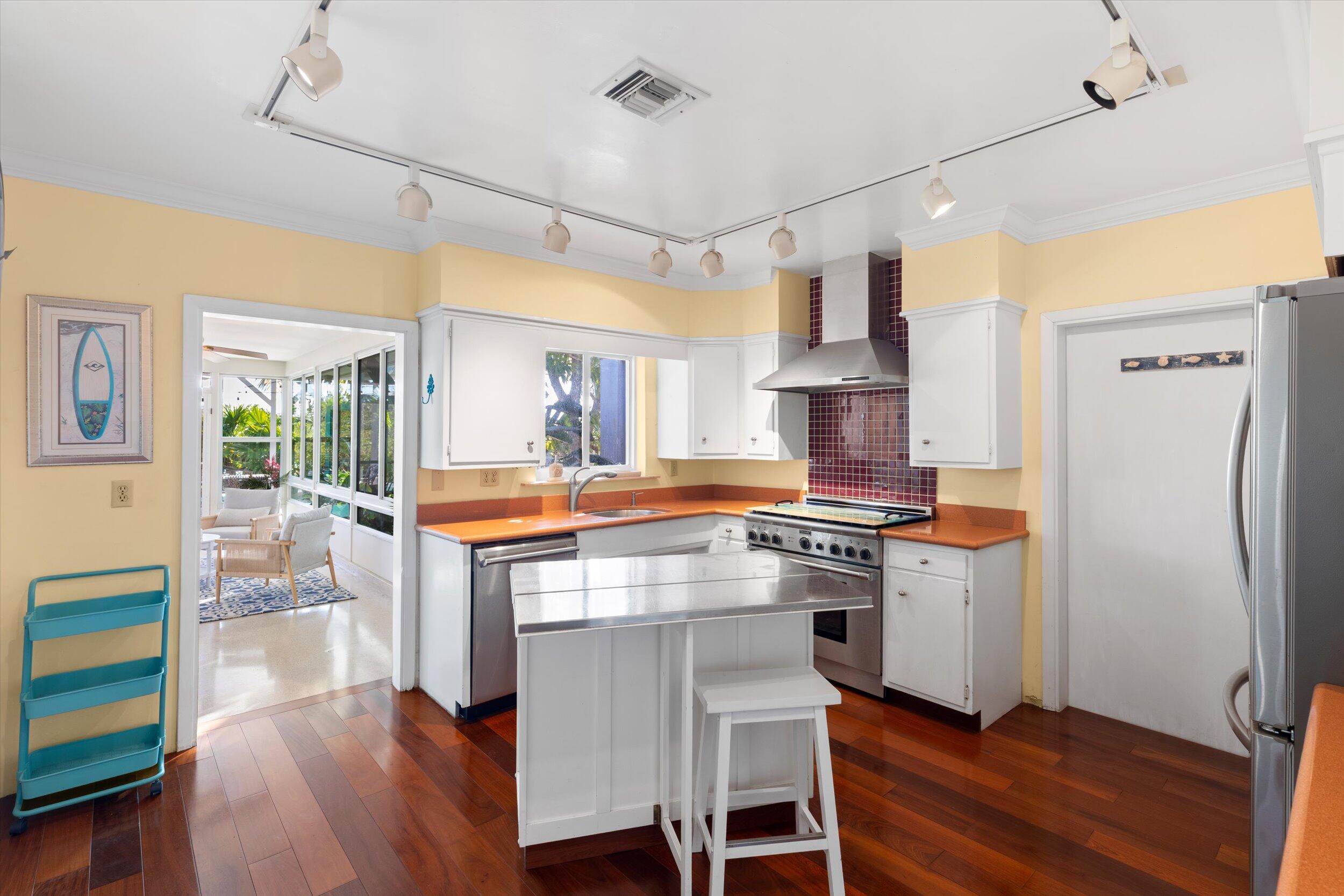 3446 Riviera Drive Key West, FL 33040 - Photo 32 of 73 82-415