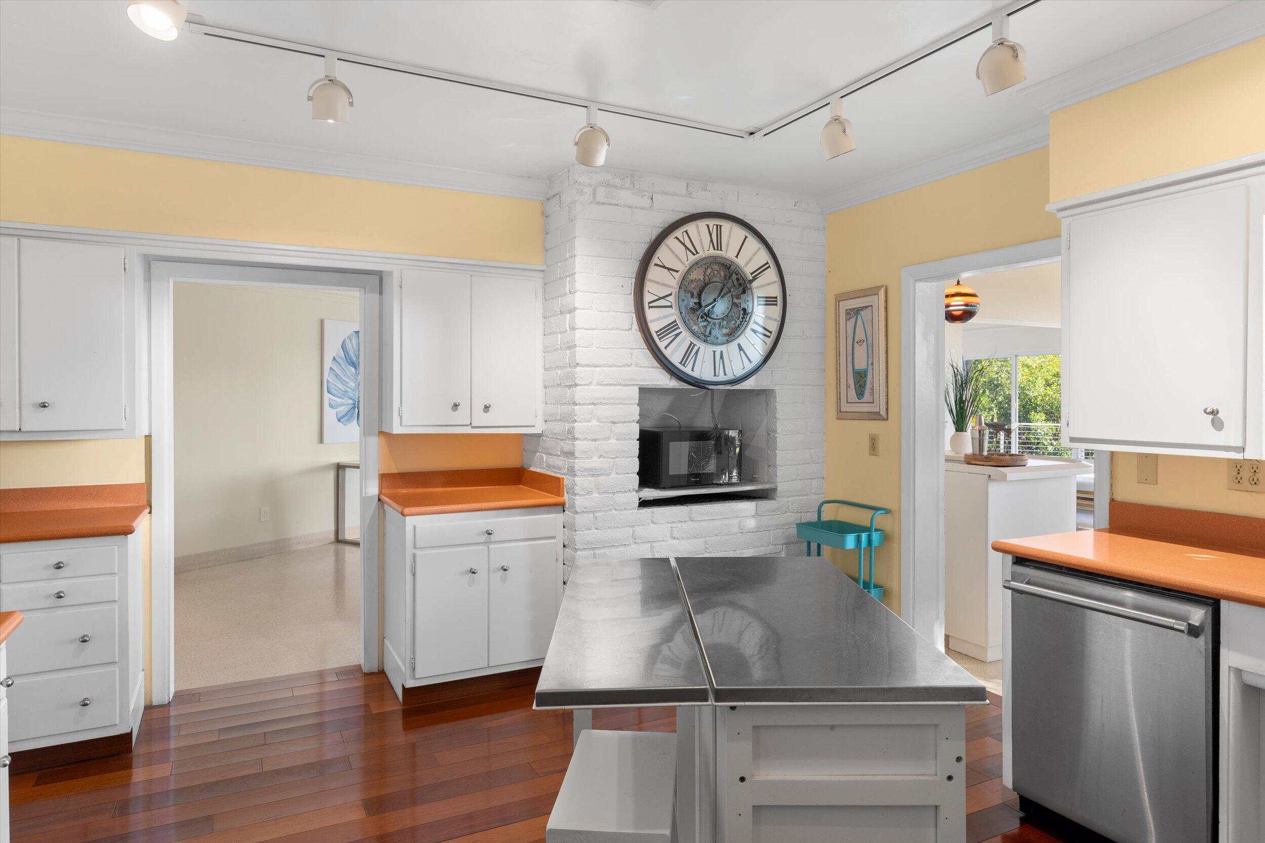 3446 Riviera Drive Key West, FL 33040 - Photo 34 of 73 84-424