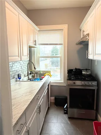 $2,350 | 53 Hadwin Street, Unit 2, Central Falls, RI 02863