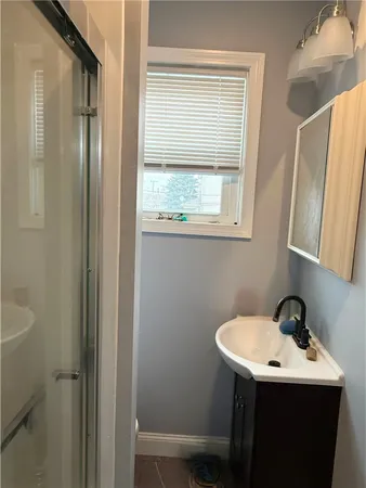 $2,350 | 53 Hadwin Street, Unit 2, Central Falls, RI 02863