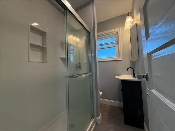 $2,350 | 53 Hadwin Street, Unit 2, Central Falls, RI 02863