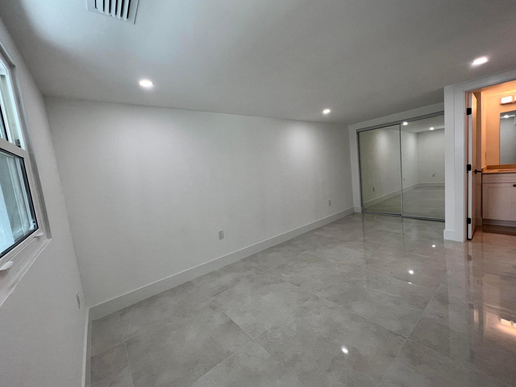 132 Davis Road Palm Springs, FL 33461 - Photo 11 of 24 20220403184932495480000000-o
