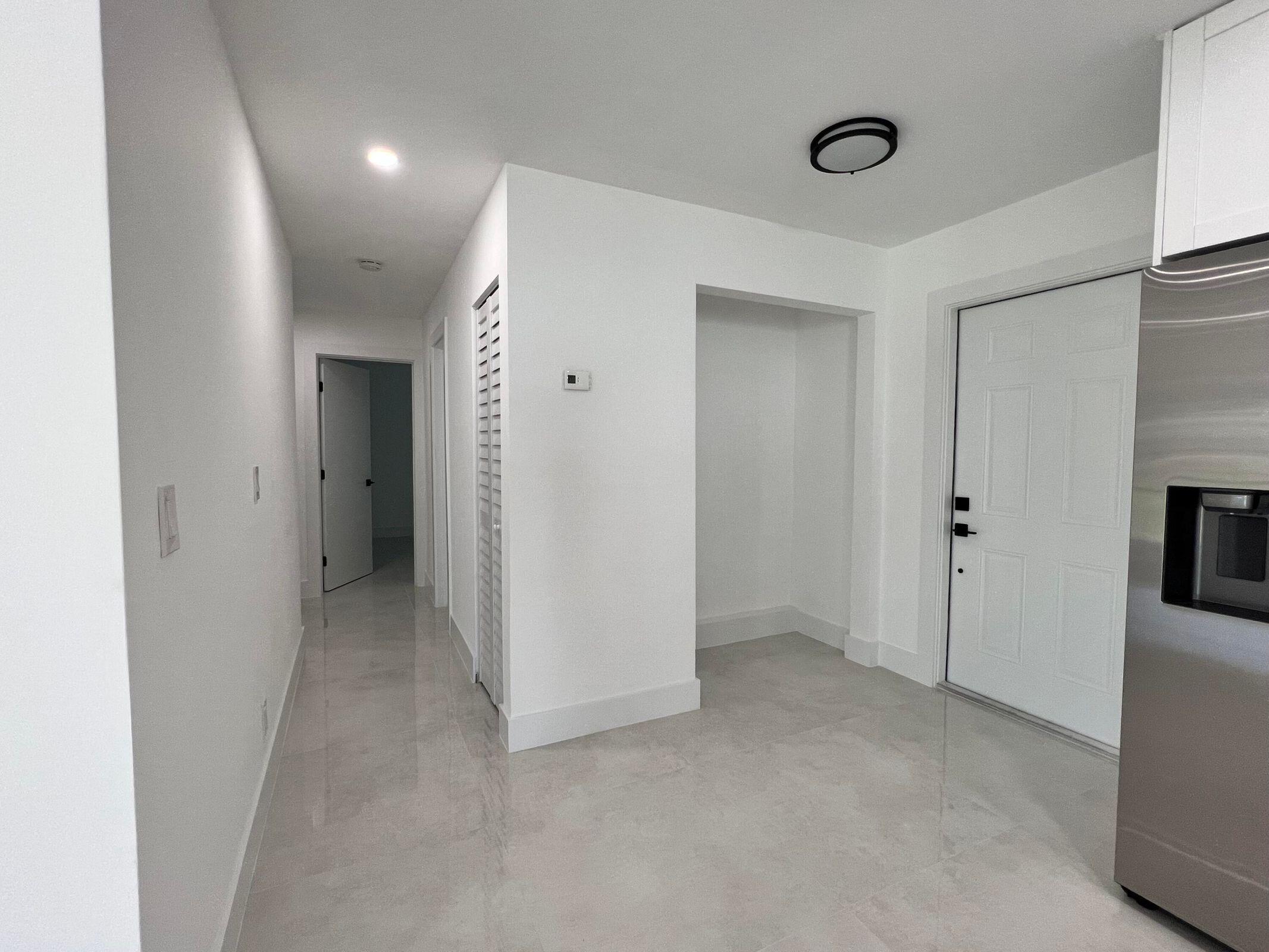 132 Davis Road Palm Springs, FL 33461 - Photo 23 of 24 20220403184946245710000000-o