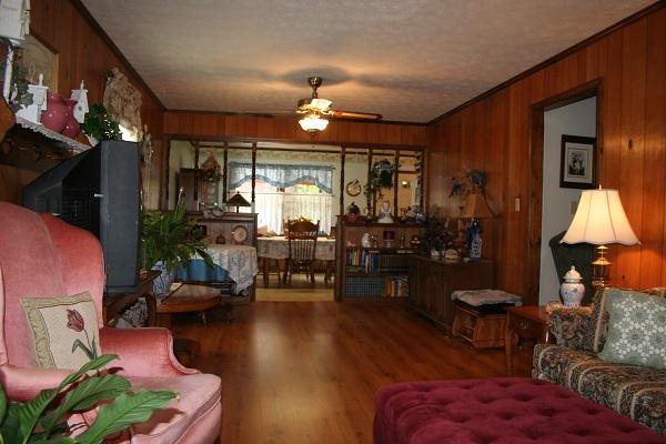 2030 Gentle Road Lewisburg, TN 37091 - Photo 4 of 20 2nd view of big comfy family room.