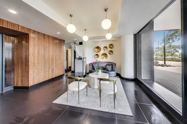 $725,000 | 1110 North Lake Shore Drive, Unit 3N, Chicago, IL 60611