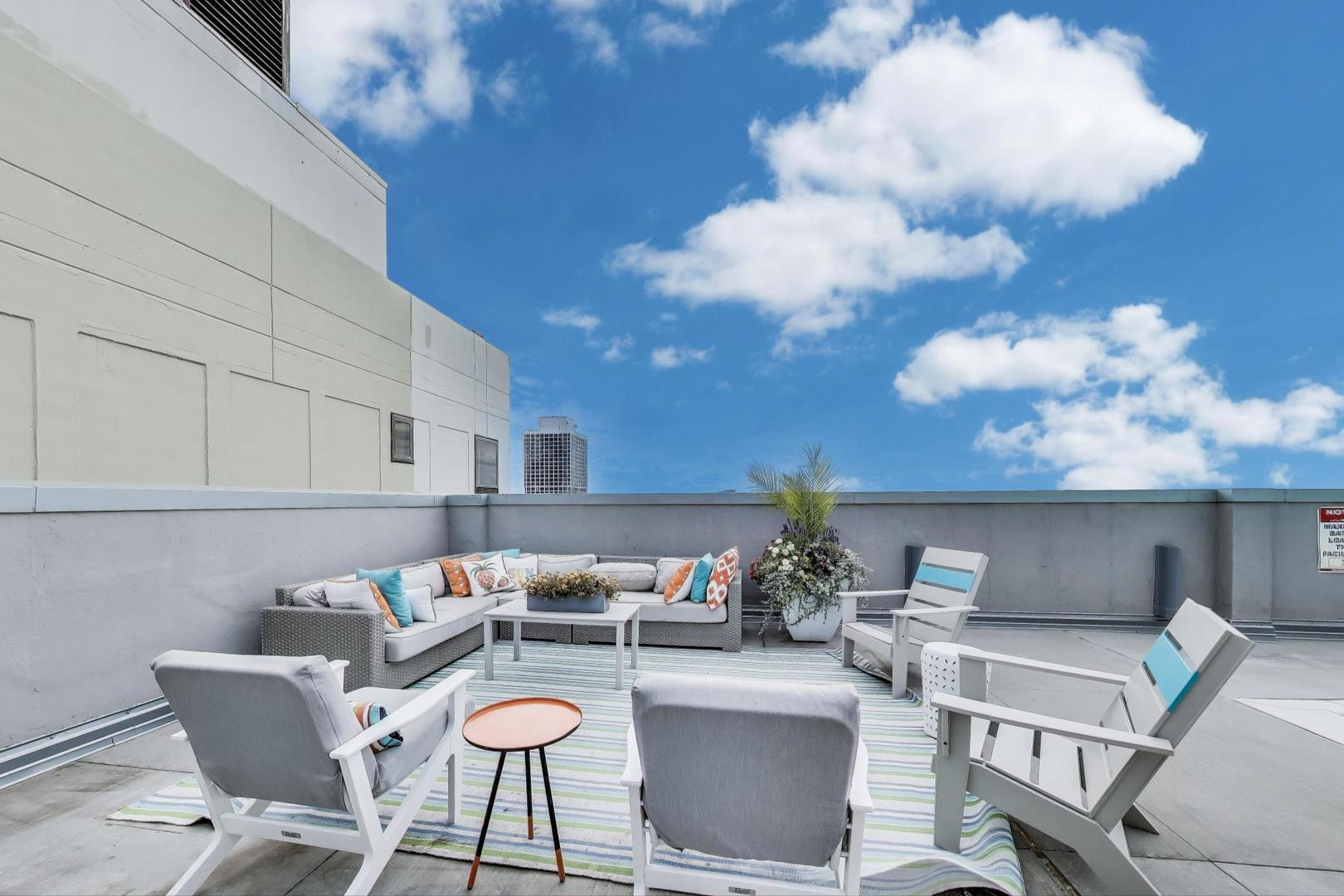 1110 North Lake Shore Drive, Unit 3N Chicago, IL 60611 - Photo 39 of 45