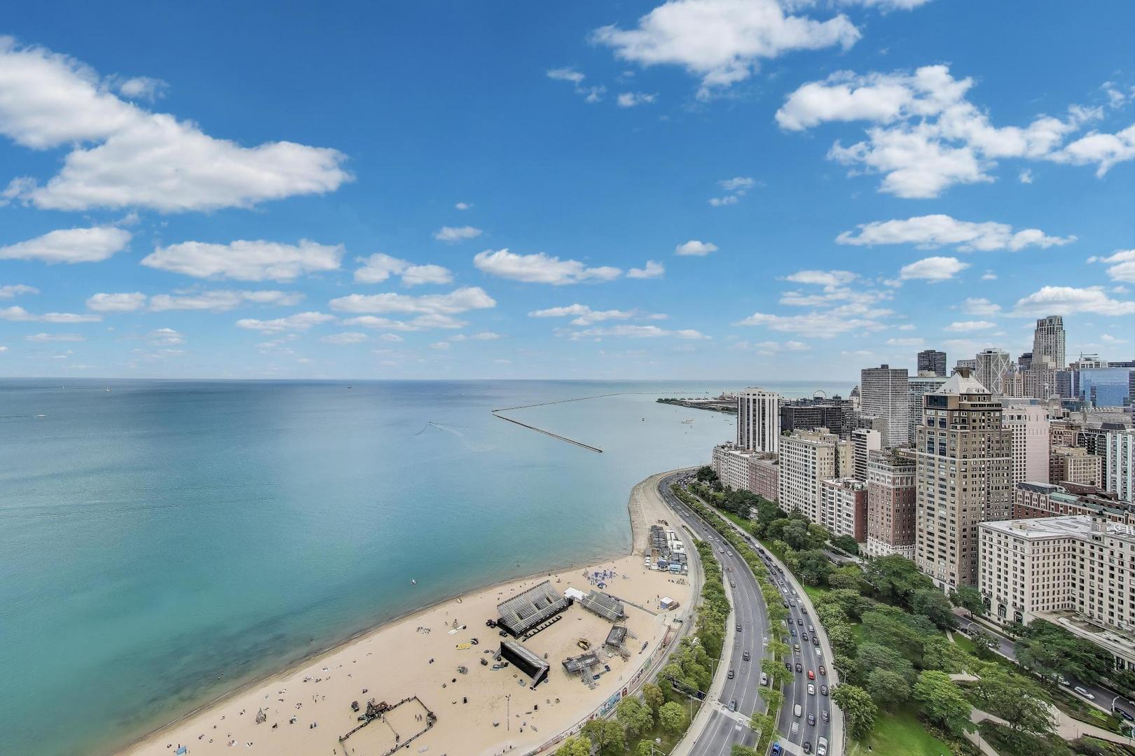 1110 North Lake Shore Drive, Unit 3N Chicago, IL 60611 - Photo 41 of 45 a view of a city with an ocean