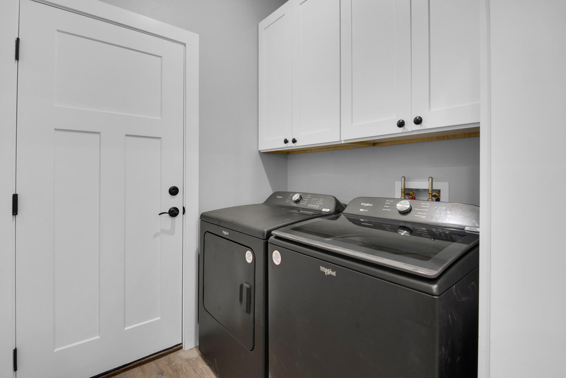 363 Washington Valparaiso, FL 32580 - Photo 34 of 35 a utility room with dryer and washer