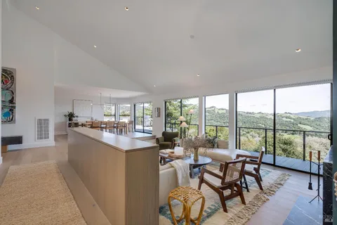 $2,850,000 | 19185 Mesquite Court, Sonoma, CA 95476