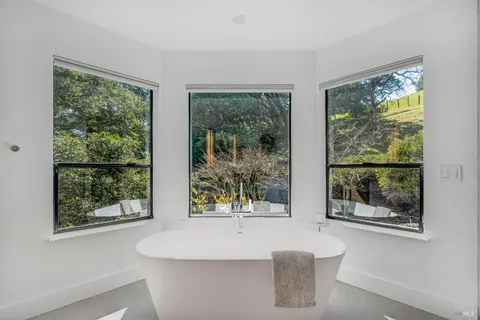 $2,850,000 | 19185 Mesquite Court, Sonoma, CA 95476