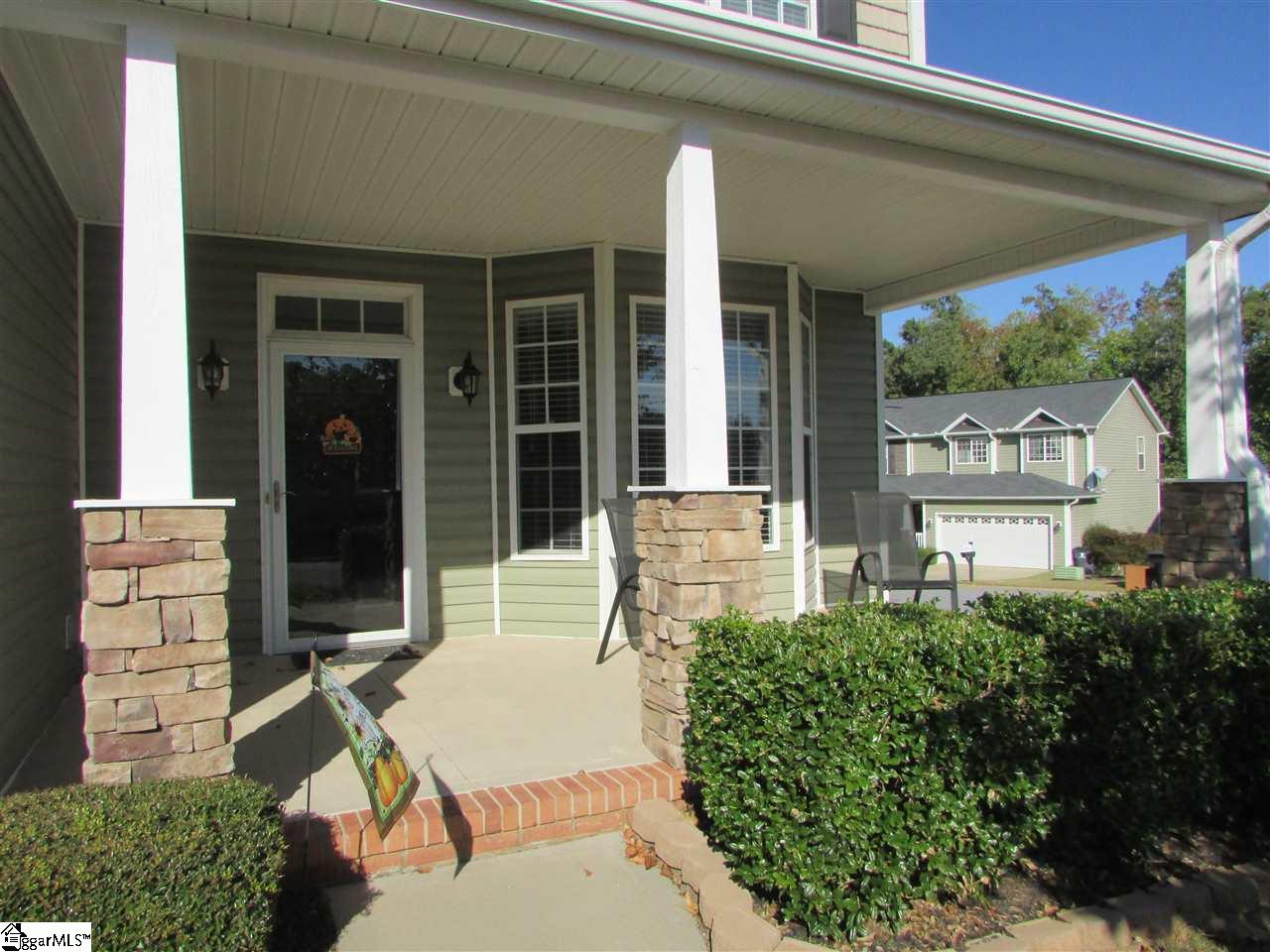 2 Whitethorn Lane Greenville, SC 29607 - Photo 2 of 23