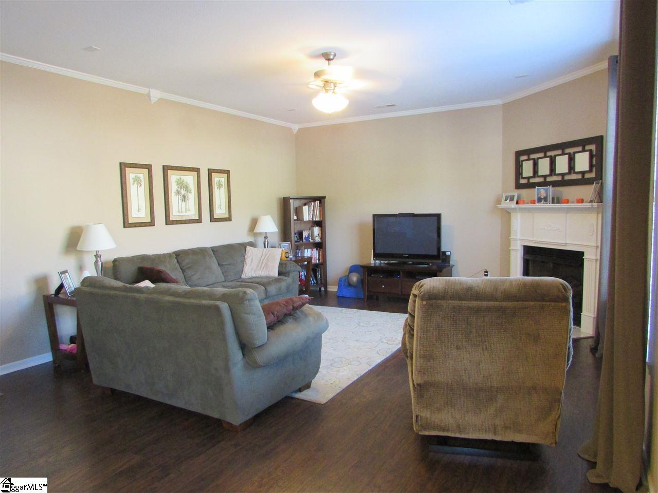 2 Whitethorn Lane Greenville, SC 29607 - Photo 5 of 23